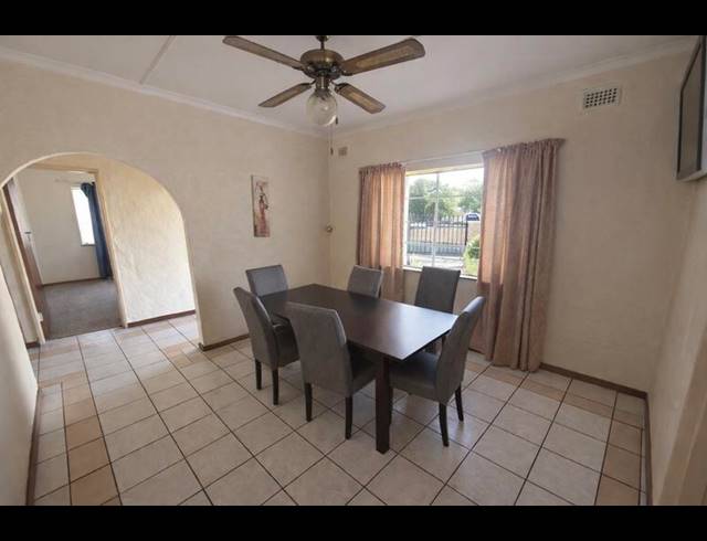 4 BEDROOM HOUSE FOR SALE IN PELHAM